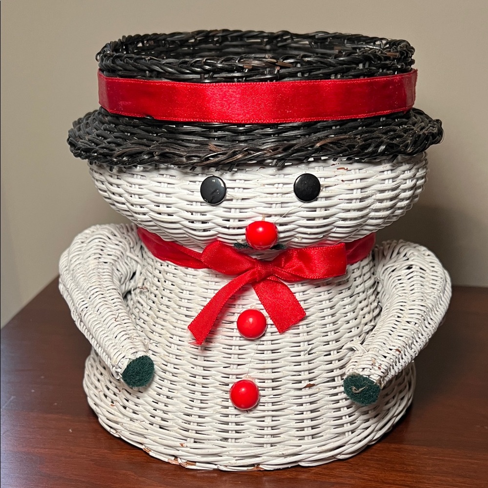 Vintage Christmas White Wicker Snowman Shaped Decorative Basket